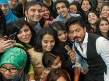 Shah Rukh Khan Fans Put TV Show's Foreign Shoot on Hold For Hours