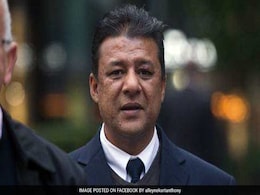 ब्रिटेन जा रही फ्लाइट में लड़की के यौन उत्पीड़न के आरोप में भारतीय गिरफ्तार ब्रिटेन जा रही फ्लाइट में लड़की के यौन उत्पीड़न के आरोप में भारतीय गिरफ्तार