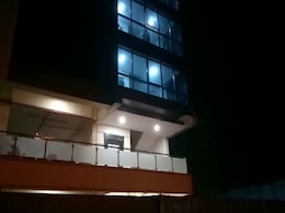 Raid At Call Centres Near Mumbai For Scamming US Residents Raid At Call Centres Near Mumbai For Scamming US Residents