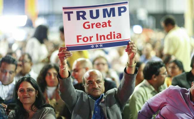 Over 5000 Indian Americans Cheer For Donald Trump