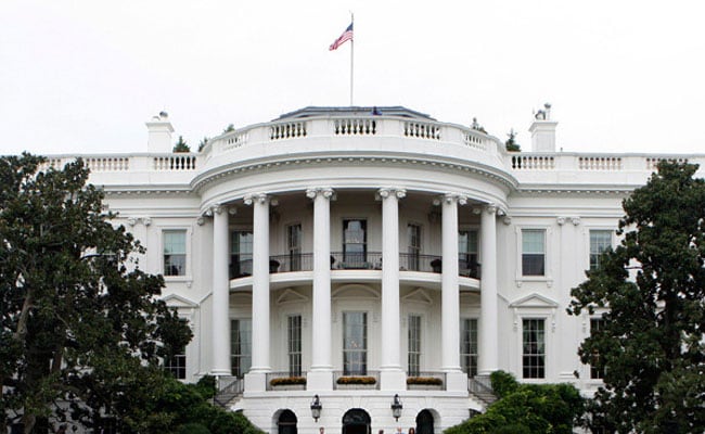 Woman Caught Trying To Scale White House Fence