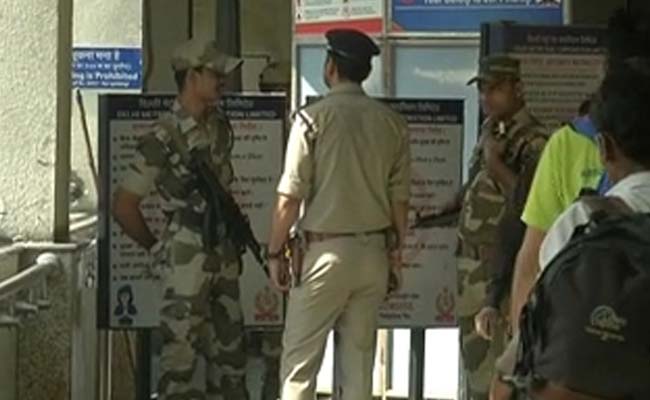 Woman Stabbed Multiple times During Rush Hour At Gurgaon Metro Station