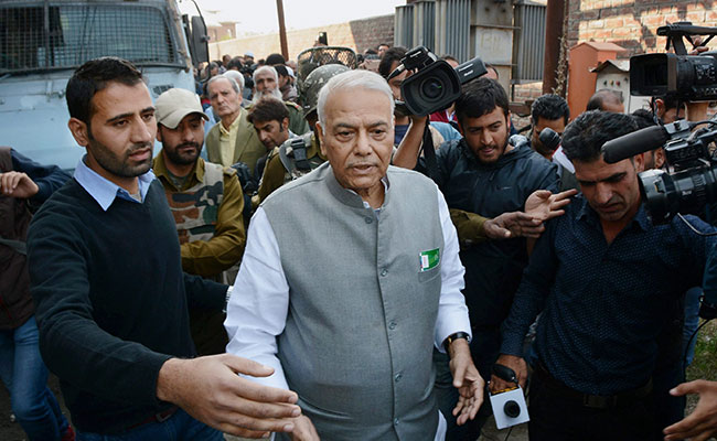 Delegation Led By BJP's Yashwant Sinha Meets Separatist Syed Ali Shah Geelani