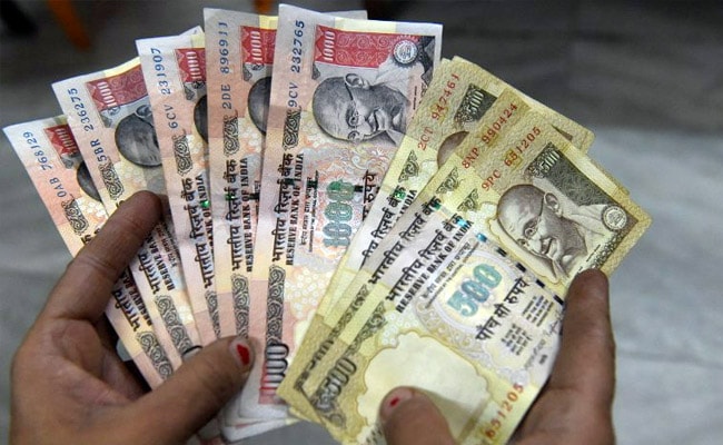 Banks Overcrowded In Bihar For Depositing Old Notes