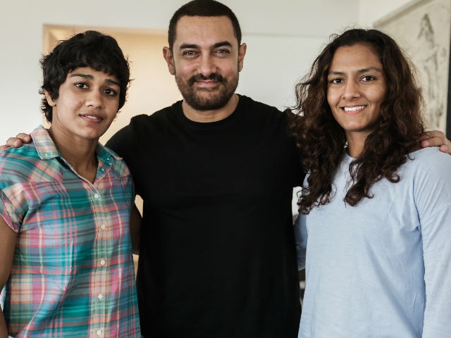 Aamir Khan to Gift Geeta Phogat Her Bridal Outfit, Will Attend Wedding