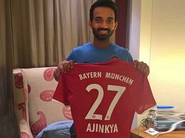 Ajinkya Rahane Exchanges Diwali Gifts With Bayern Munich's Arjen Robben Ajinkya Rahane Exchanges Diwali Gifts With Bayern Munich's Arjen Robben