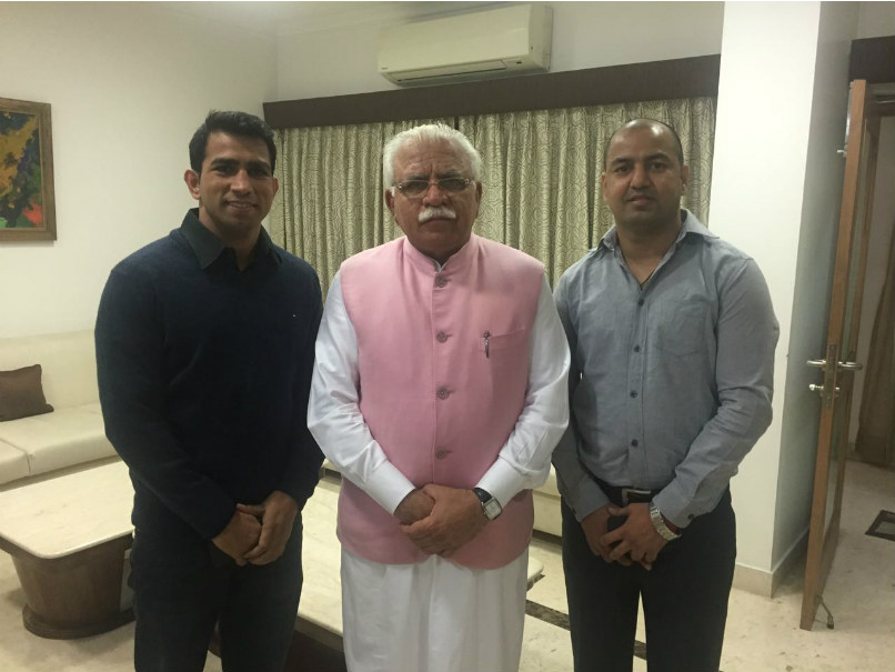 Caught in a 'Red-Tape': Akhil Kumar And Jitender's Pro Debut Delayed