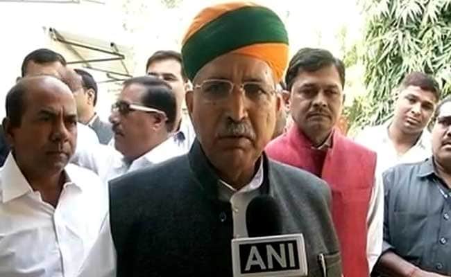 'लूट-खसोट के बारे में तो कांग्रेस को ही पता होगा' : केंद्रीय मंत्री का डॉ मनमोहन सिंह को जवाब