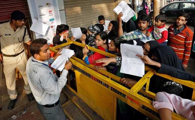 Live: Between Left's 'Bharat Bandh', Congress' 'Jan Aakrosh Diwas', Protests Across India