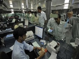 Daily Wage Worker Finds Rs 1.26 Crore In Bank Account Daily Wage Worker Finds Rs 1.26 Crore In Bank Account