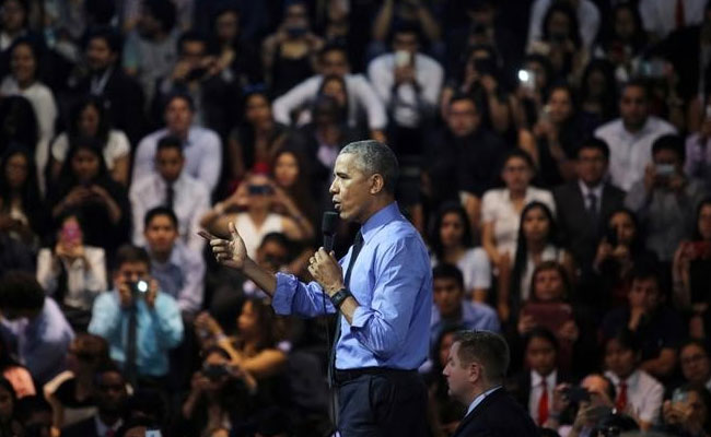 Barack Obama Tells Latin America, World: Give Donald Trump Time, Don't Assume Worst