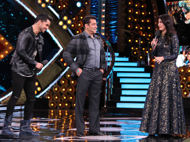 <i>Bigg Boss 10</i>: Mandana Karimi Endorses VJ Bani's Game