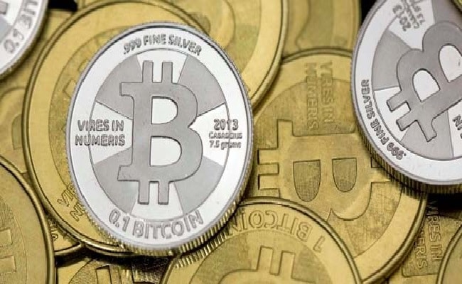 russia-ukraine crisis burnishes golds safe-haven shine as bitcoin ...