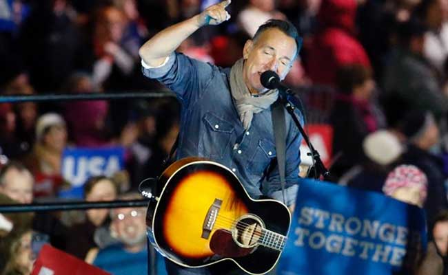 Bruce Springsteen Urges 'Right Side Of History' In Hillary Clinton Rally