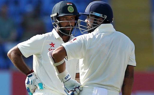INDvsENG राजकोट टेस्ट : तीसरे दिन पुजारा और विजय के शतक से टीम इंडिया 319/4, इंग्लैंड से 218 रन पीछे