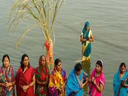 बिहार में उगते सूर्य को अर्घ्य के साथ 'चैती छठ' संपन्न, चार दिन तक चला अनुष्ठान बिहार में उगते सूर्य को अर्घ्य के साथ 'चैती छठ' संपन्न, चार दिन तक चला अनुष्ठान