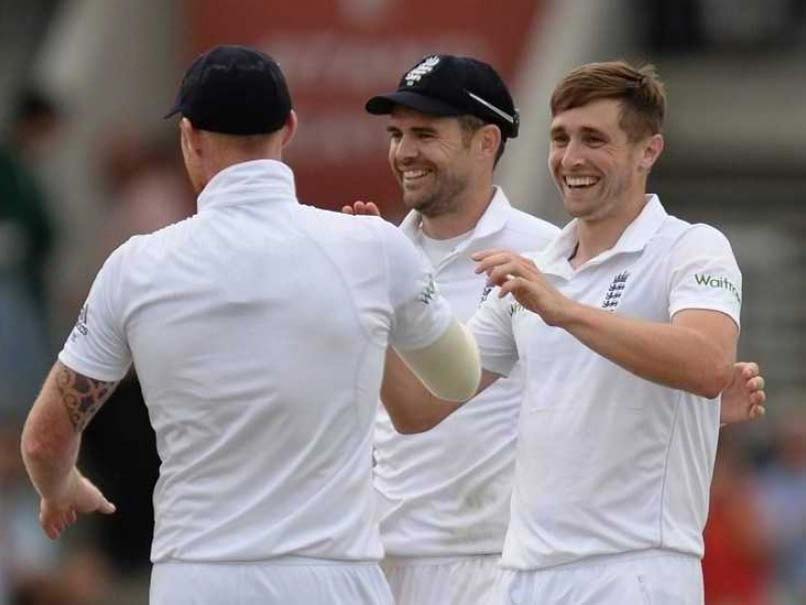 Chris Woakes Sustains Hairline Fracture in Right Thumb