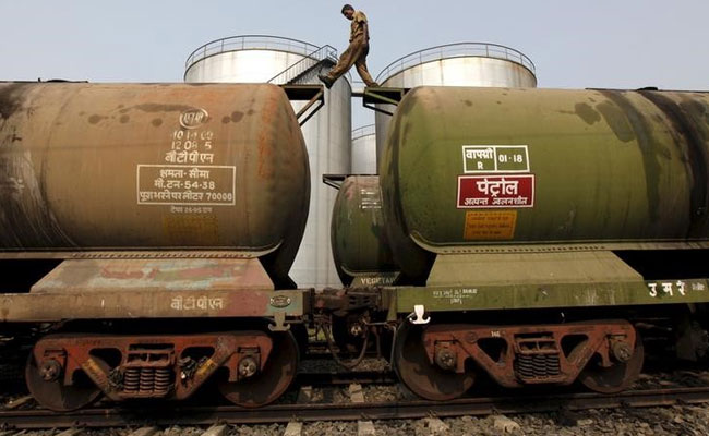 कच्चे तेल की कीमत 45.18 डॉलर प्रति बैरल