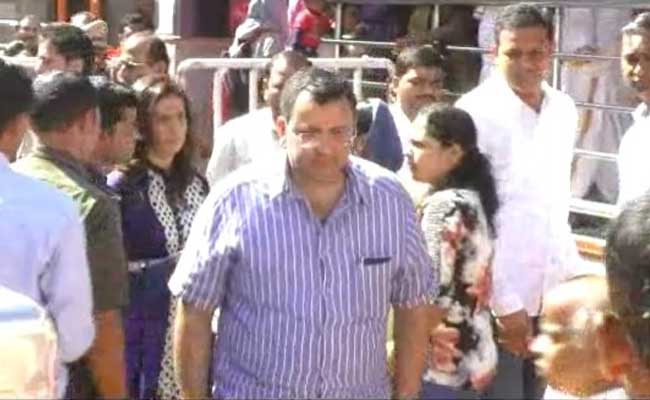 Cyrus Mistry Visits Shani Temple, Says 'Everything Will Be Fine'