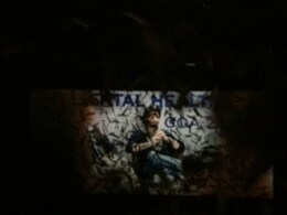 नोटबंदी के बीच 'डियर जिंदगी' में शाहरुख खान की एंट्री पर फैन्स ने उड़ाए नोट नोटबंदी के बीच 'डियर जिंदगी' में शाहरुख खान की एंट्री पर फैन्स ने उड़ाए नोट