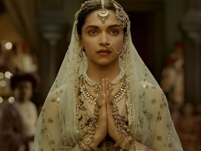 To Keep Deepika Padukone's Look Secret, Tight Security on <i>Padmavati</i> Set