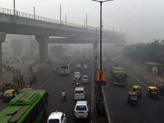 New Delhi's Air Quality Enters Red Zone, Forecast Grim