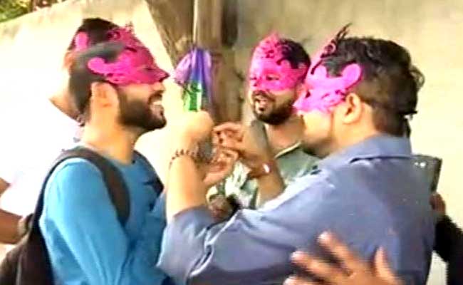 Thousands March In Delhi For Queer Pride With Banners Of Solidarity