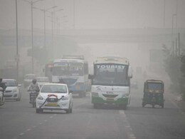 जहरीली हवा के चलते नोएडा में क्लास एक से 8वीं तक के स्टूडेंट्स की दो दिन छुट्टी जहरीली हवा के चलते नोएडा में क्लास एक से 8वीं तक के स्टूडेंट्स की दो दिन छुट्टी