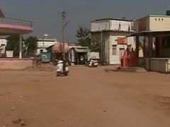 Gujarat Village Thumbs Nose At Cash Crunch, Pays Through SMS