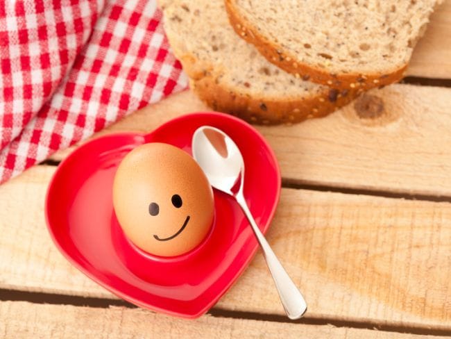 अंडे के हैं कितने फायदे, हार्ट अटैक के खतरे को करता है कम