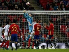 England Mannequin Challenge Falls Flat as Spain Fights Back