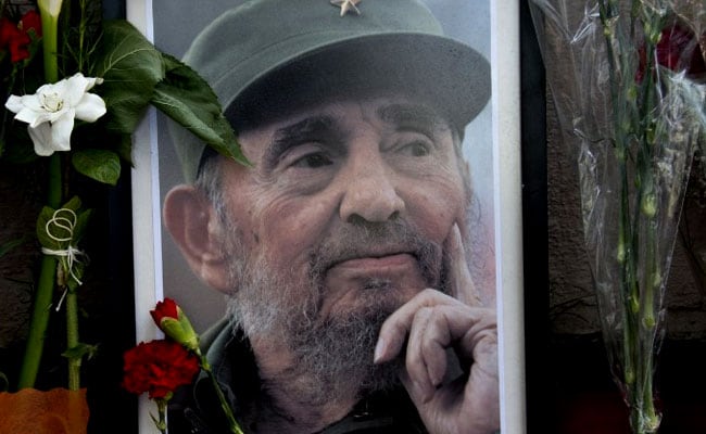 Tens Of Thousands Of Cubans Pay Last Respects To Fidel Castro