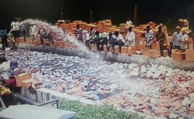 दीपावली से पहले कस्‍टम विभाग ने करीब 38 करोड़ के चीनी पटाखे नष्ट किए