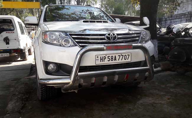 500, 1000 Notes Worth Rs 76 Lakh Seized From Toyota Fortuner In Himachal