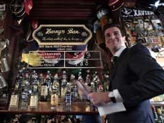 In Paris, 'Almost' Foolproof Harry's Bar Votes Hillary Clinton