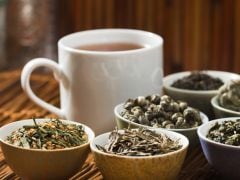 Tea For Diabetes Patients: डायबिटीज कंट्रोल करने में मदद कर सकती हैं ये 5 हर्बल चाय