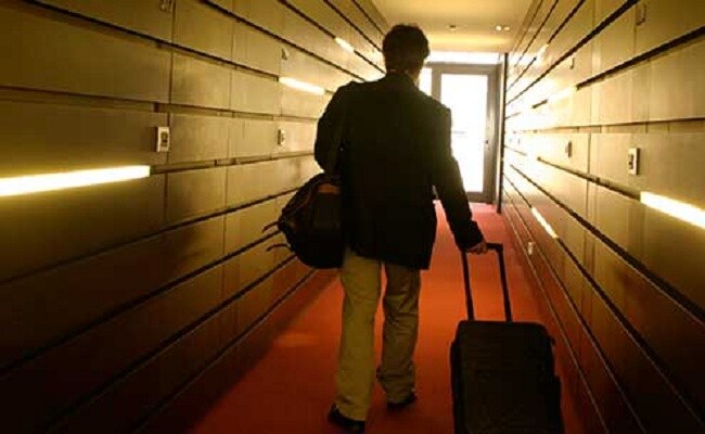 ग्राउंड रिपोर्ट : आस्ट्रेलिया के सैलानी ने कहा, मैंने ऐसा देश नहीं देखा जहां कैश नहीं है! ग्राउंड रिपोर्ट : आस्ट्रेलिया के सैलानी ने कहा, मैंने ऐसा देश नहीं देखा जहां कैश नहीं है!