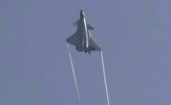 China's J-20 Stealth Fighter Makes Public Air Show Debut