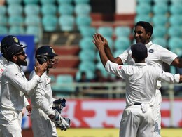 INDvsENG : पहले ही मैच में इस गेंदबाज ने कप्तान विराट कोहली के दिल में बना ली खास जगह INDvsENG : पहले ही मैच में इस गेंदबाज ने कप्तान विराट कोहली के दिल में बना ली खास जगह