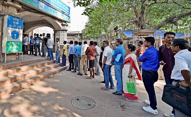 Banks To Exchange Notes Only For Their Own Customers And Seniors Today