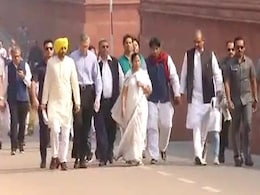 Opposition Alleges 'Leak' Of Notes Ban Information, Demands Probe: 10 Points Opposition Alleges 'Leak' Of Notes Ban Information, Demands Probe: 10 Points