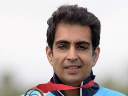 Manavjit Singh Sandhu Wins Men's Trap Gold at National Shooting Championship Manavjit Singh Sandhu Wins Men's Trap Gold at National Shooting Championship