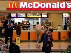 You Deserve a Seat Today: McDonald's Expanding Table Service You Deserve a Seat Today: McDonald's Expanding Table Service