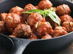 Diabetes Diet: Try Dates And Cashews Balls For A Healthy Snacking Option