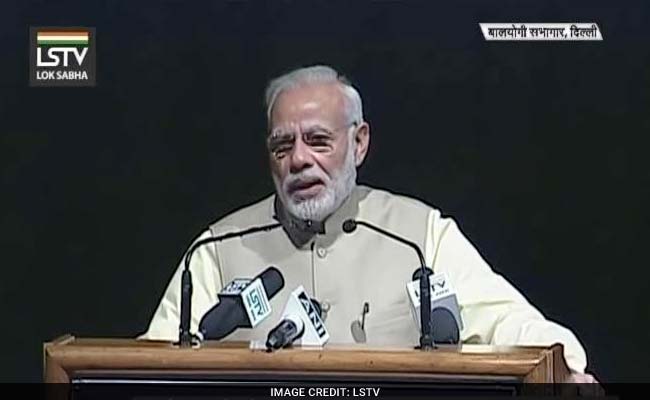 सार्वजनिक जीवन में सक्रिय लोग बेशर्मी से भ्रष्टाचार, कालाधन का समर्थन कर रहे हैं : पीएम नरेंद्र मोदी