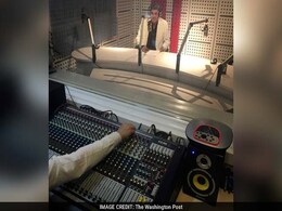 A Talk Radio Station Broadcasts Emotional Calls From Iraqis Trapped By ISIS In Mosul A Talk Radio Station Broadcasts Emotional Calls From Iraqis Trapped By ISIS In Mosul