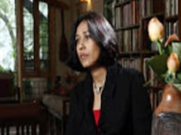 आदिवासी की हत्या के प्रकरण में डीयू की प्रोफेसर नंदिनी सुंदर पर मामला दर्ज आदिवासी की हत्या के प्रकरण में डीयू की प्रोफेसर नंदिनी सुंदर पर मामला दर्ज