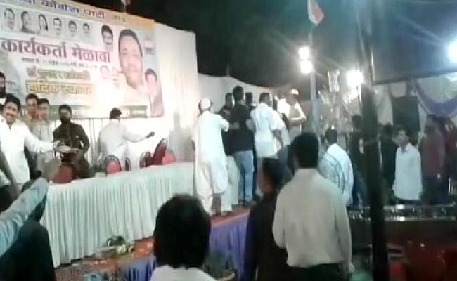मुंबई में एनसीपी कार्यकर्ताओं के दो गुट भिड़े; फायरिंग हुई, चार गिरफ्तार