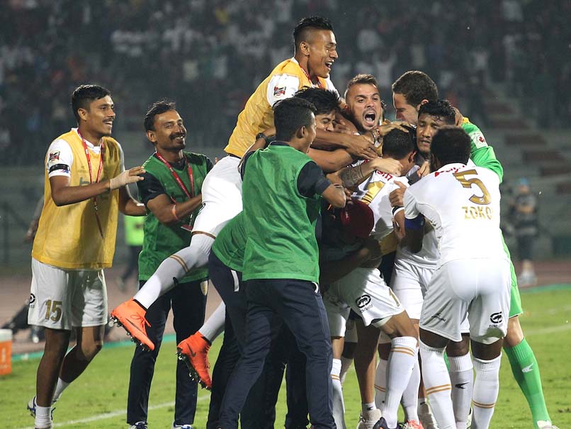 ISL 2016: NorthEast United Beat Delhi Dynamos, Keep Semifinal Hopes Alive