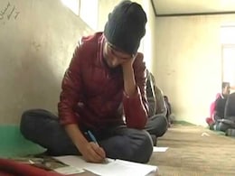 Surgery Can Wait, Exams Can't, Says Teen Almost Blinded by Pellets In Kashmir Surgery Can Wait, Exams Can't, Says Teen Almost Blinded by Pellets In Kashmir
